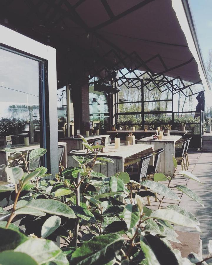 Lakeside Paradise Sport Hostel 크노케-하이스트 외부 사진